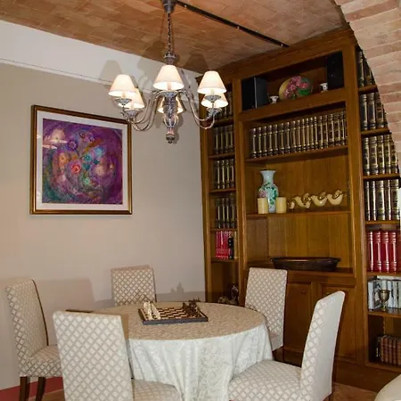 Poggio Rosemary Villa *